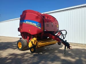 2020 New Holland RB460 Superfeed Image