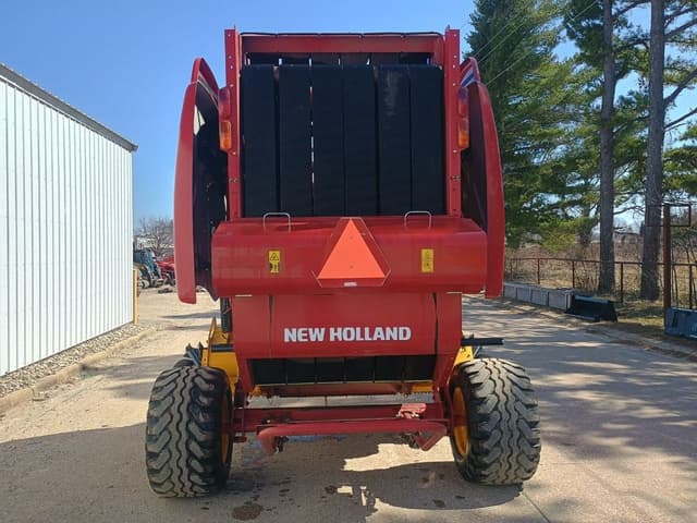 Image of New Holland RB460 equipment image 1