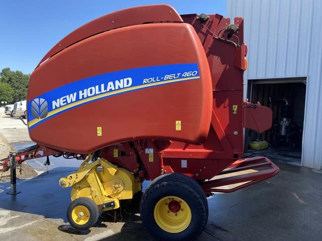 Image of New Holland RB460 equipment image 3