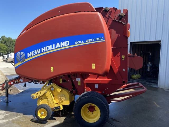 Image of New Holland RB460 equipment image 3