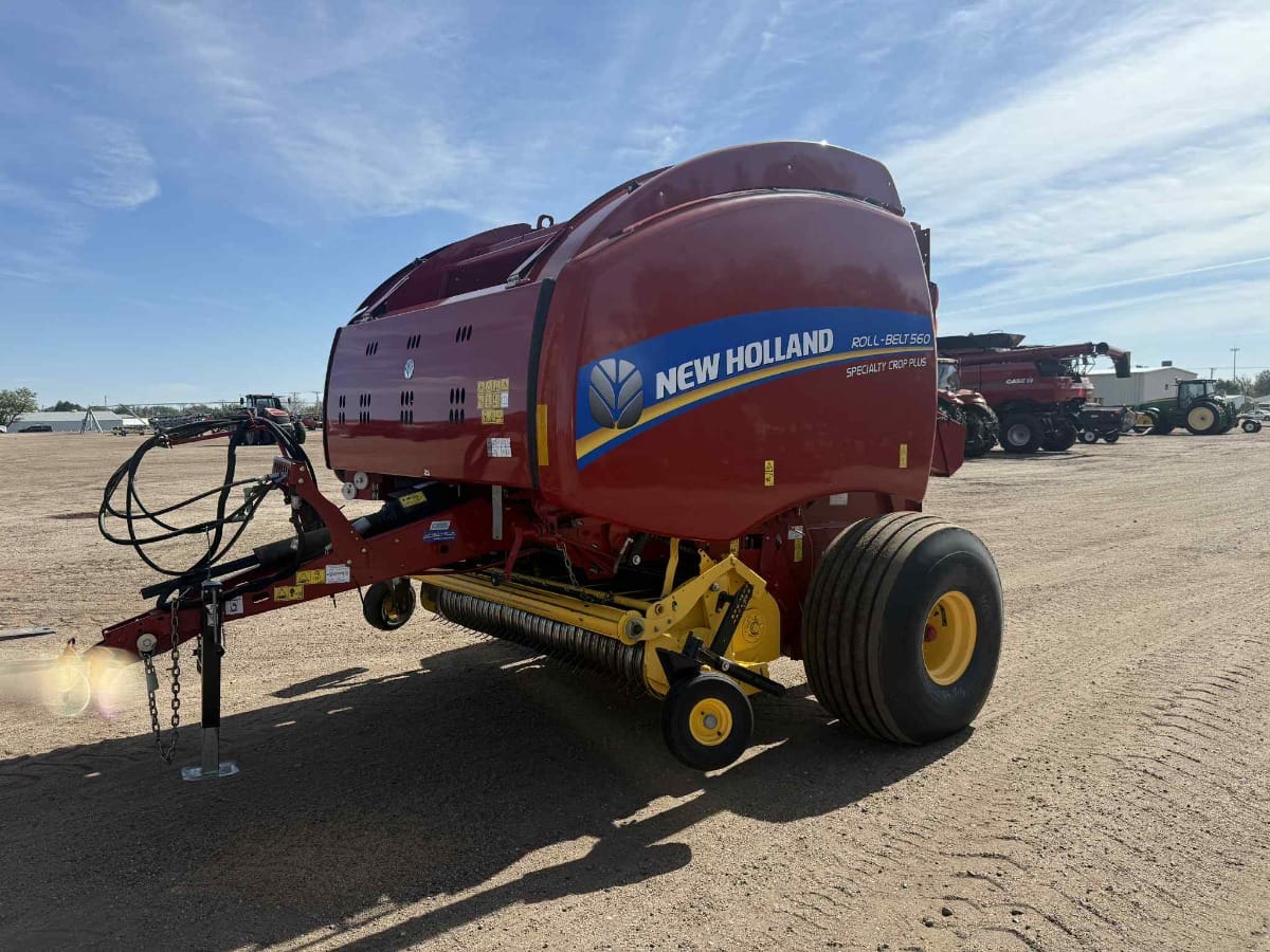2020 New Holland RB560 Equipment Image0