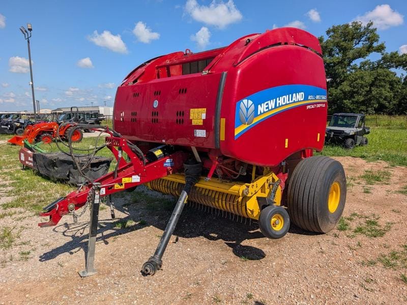 2020 New Holland RB560 Specialty Crop Plus Equipment Image0