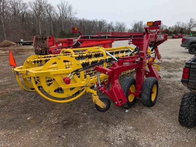 Image of New Holland Rolabar 230 equipment image 2