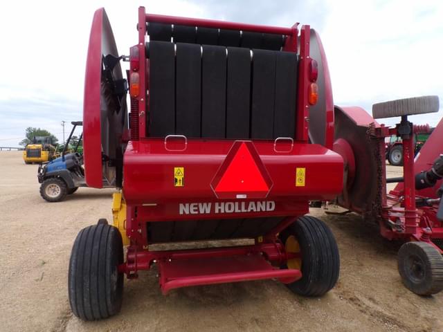 Image of New Holland RB450 equipment image 4
