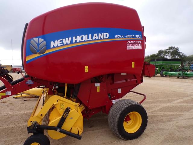 Image of New Holland RB450 equipment image 3