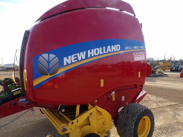 Image of New Holland RB460 equipment image 3