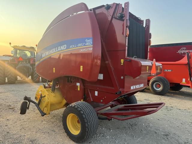 Image of New Holland RB460 CropCutter equipment image 3