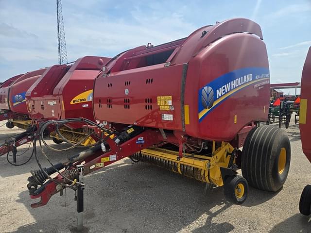 Image of New Holland RB560 Specialty Crop Plus equipment image 1