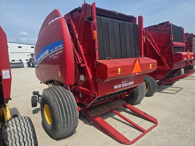 Image of New Holland RB560 Specialty Crop Plus equipment image 3