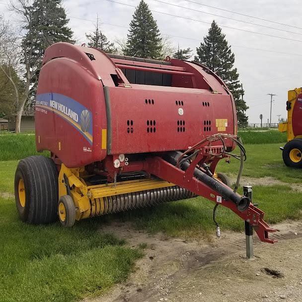 Image of New Holland RB560 equipment image 1