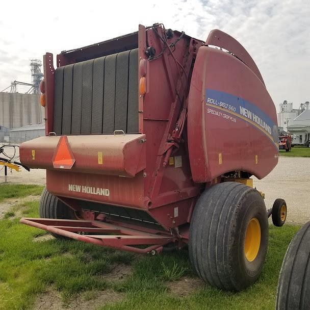 Image of New Holland RB560 equipment image 3