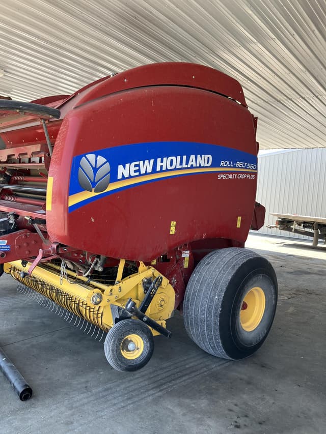Image of New Holland RB560 Specialty Crop Plus equipment image 1
