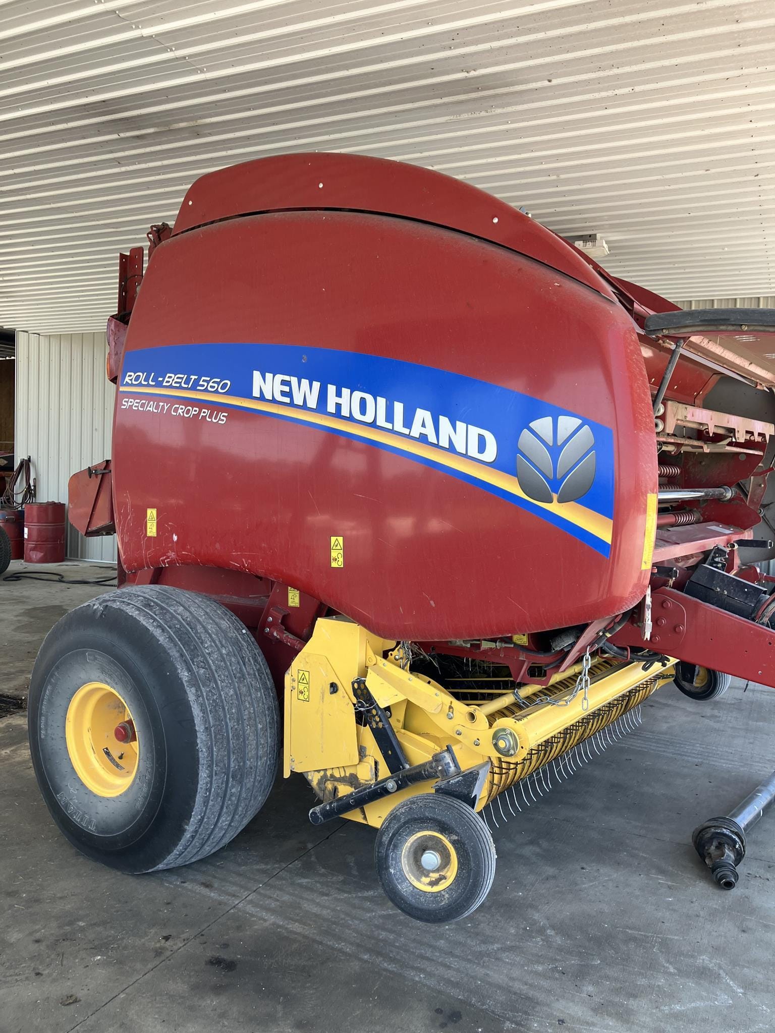 2020 New Holland RB560 Specialty Crop Plus Equipment Image0