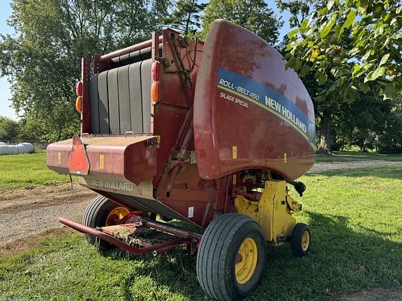 Image of New Holland RB450 Silage Special equipment image 4