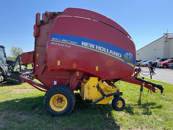 Image of New Holland RB560 equipment image 3