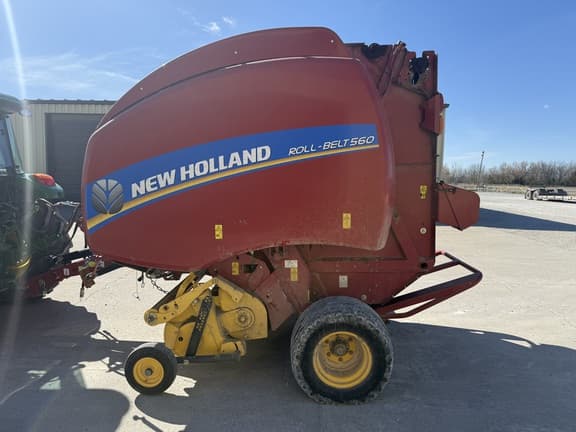 Image of New Holland RB560 equipment image 2