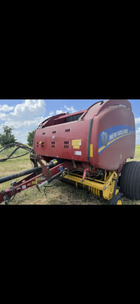 Image of New Holland RB560 equipment image 1