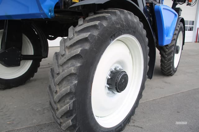 Image of New Holland SP310F equipment image 1