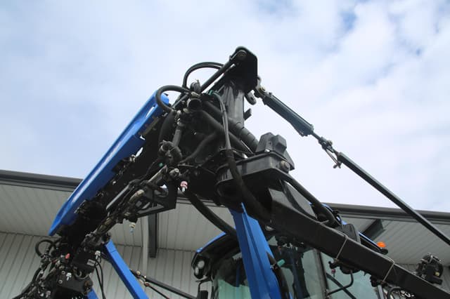 Image of New Holland SP310F equipment image 3