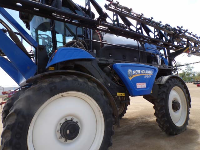 Image of New Holland SP310F equipment image 3