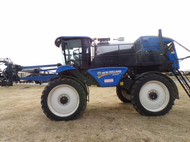 Image of New Holland SP310F equipment image 4