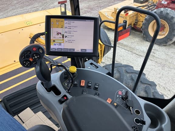 Image of New Holland Speedrower 260 equipment image 1