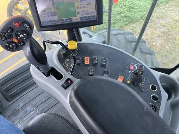 Image of New Holland Speedrower 260 equipment image 1