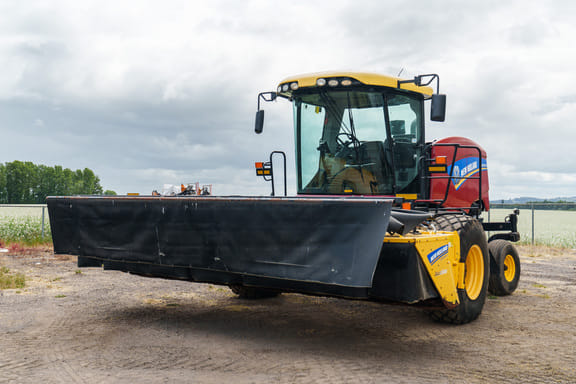 2020 New Holland Speedrower 260 Equipment Image0