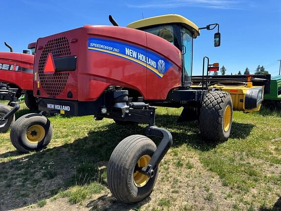 Image of New Holland Speedrower 260 equipment image 2