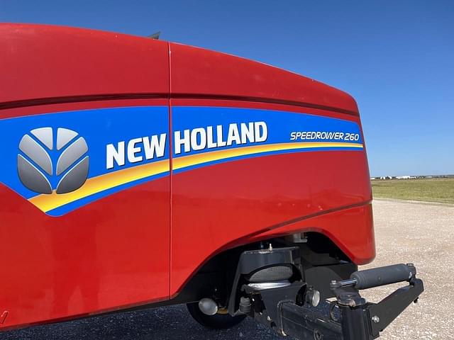 Image of New Holland Speedrower 260 equipment image 2