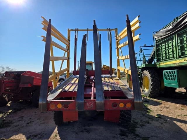 Image of New Holland Stack Cruiser 103 equipment image 2