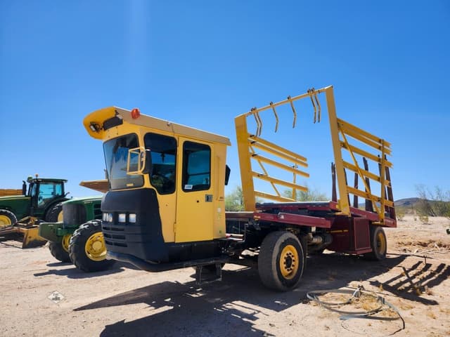 Image of New Holland Stack Cruiser 103 equipment image 1