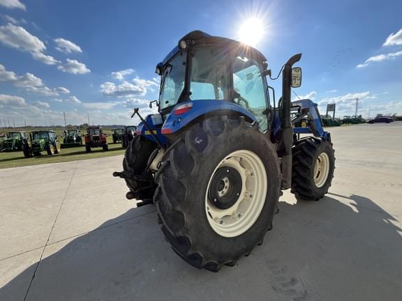 Image of New Holland T5.110 equipment image 4
