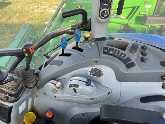 Image of New Holland T5.110 equipment image 4