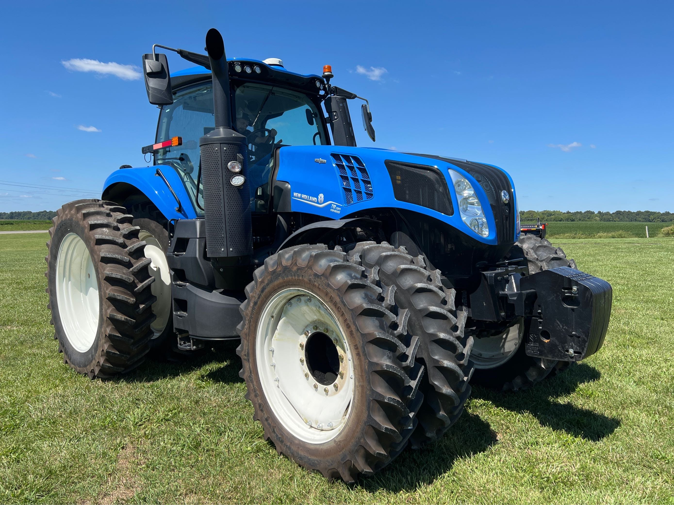 Main image New Holland T8.320