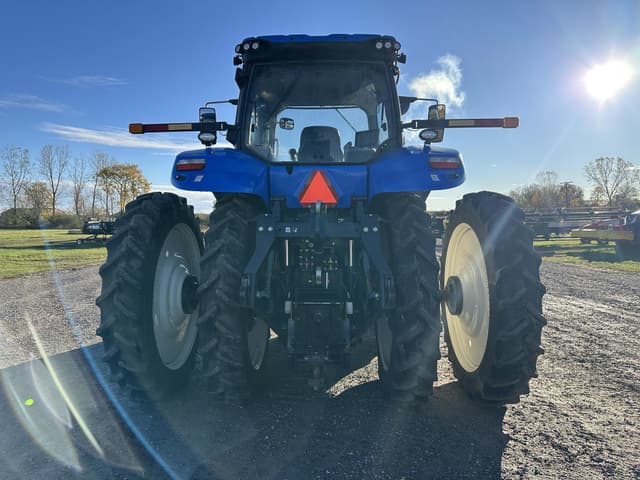 Image of New Holland T8.350 equipment image 3