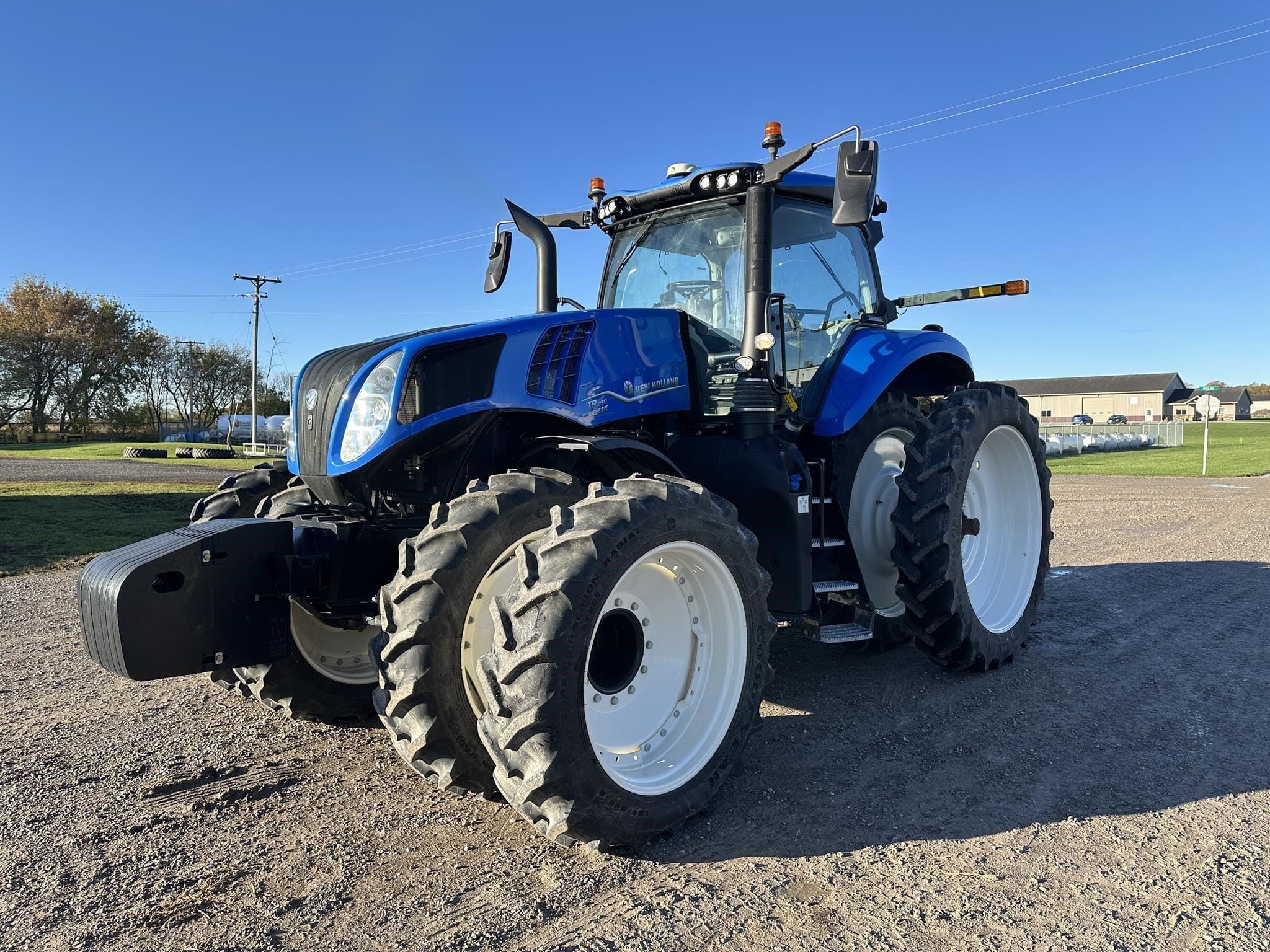 2020 New Holland T8.350 Equipment Image0