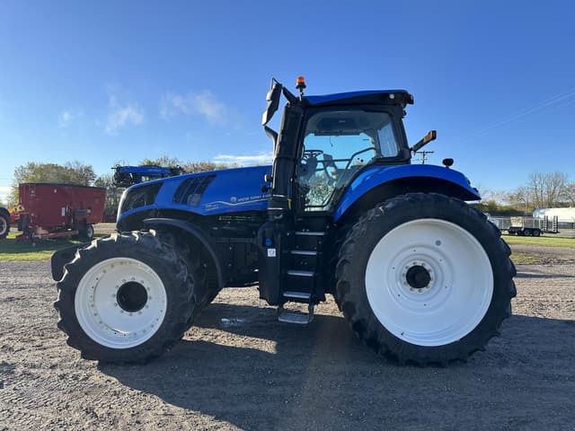 Image of New Holland T8.350 equipment image 1