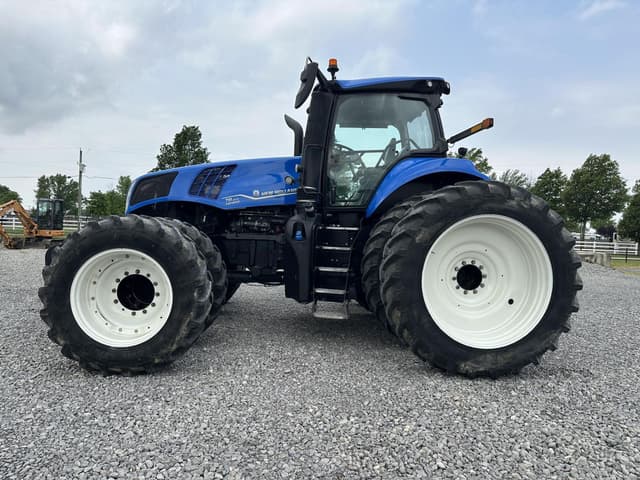 Image of New Holland T8.410 equipment image 2