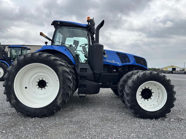 Image of New Holland T8.410 equipment image 3