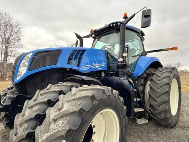 Image of New Holland T8.410 equipment image 4