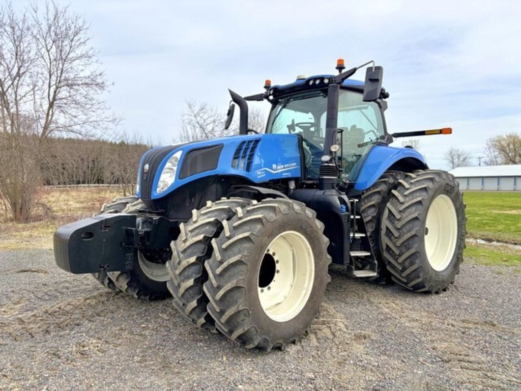 2020 New Holland T8.410 Equipment Image0