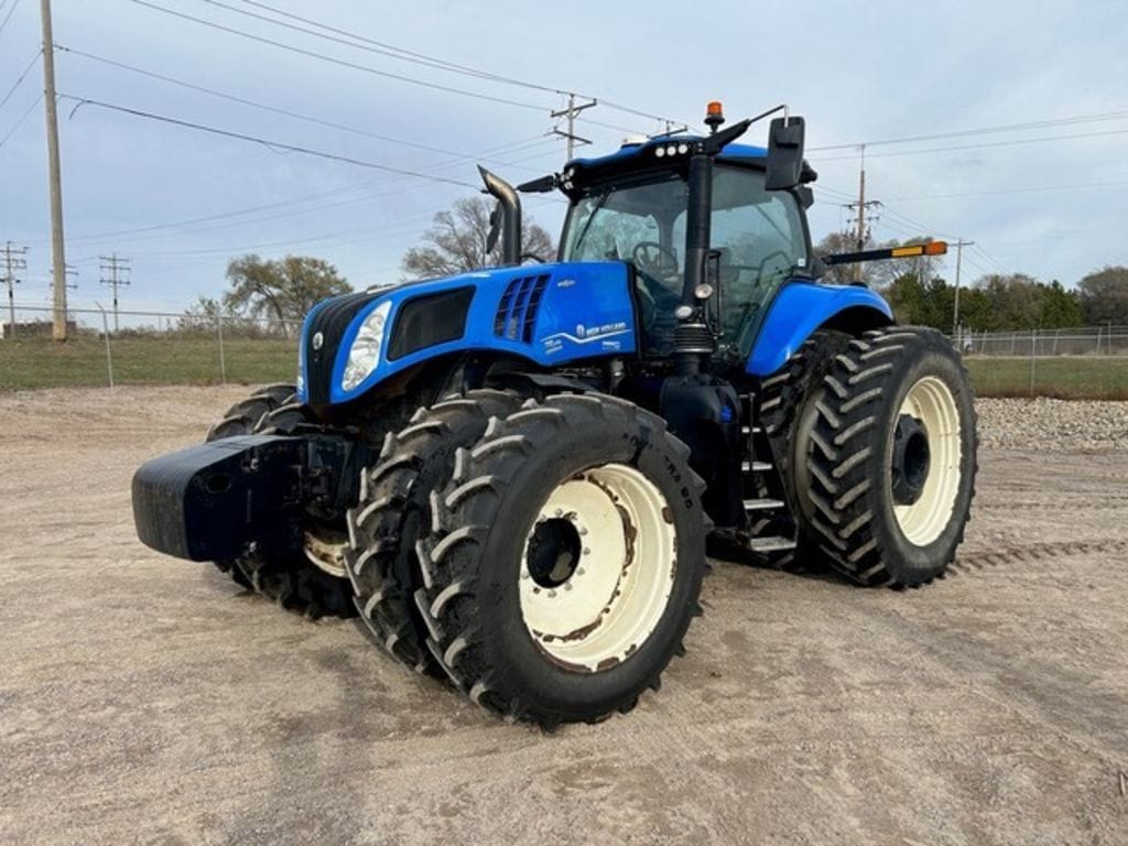 2020 New Holland T8.435 Equipment Image0