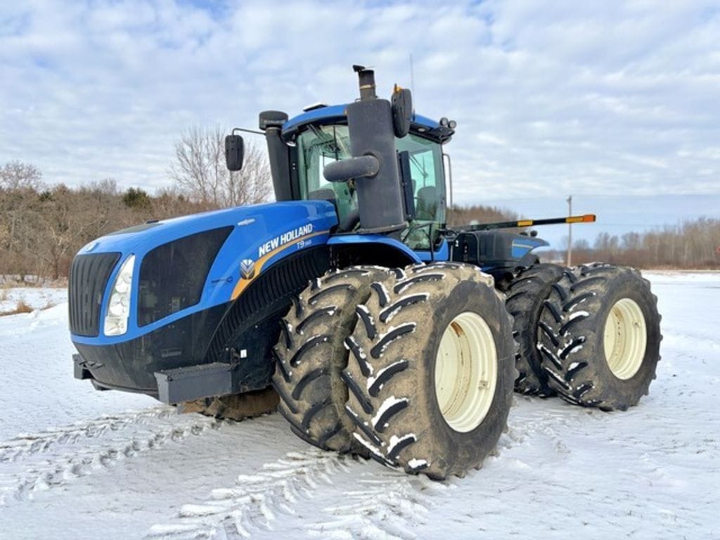 2020 New Holland T9.565 Equipment Image0