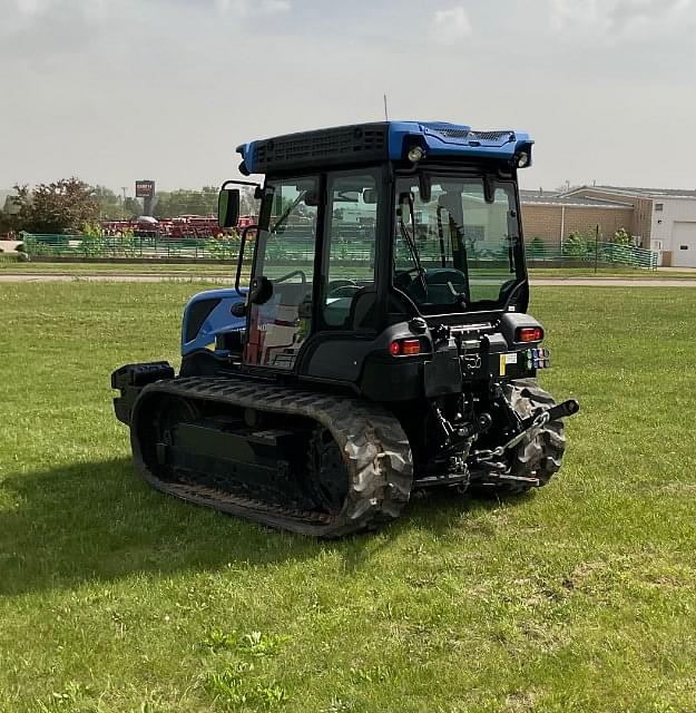 Image of New Holland TK4.100M equipment image 4
