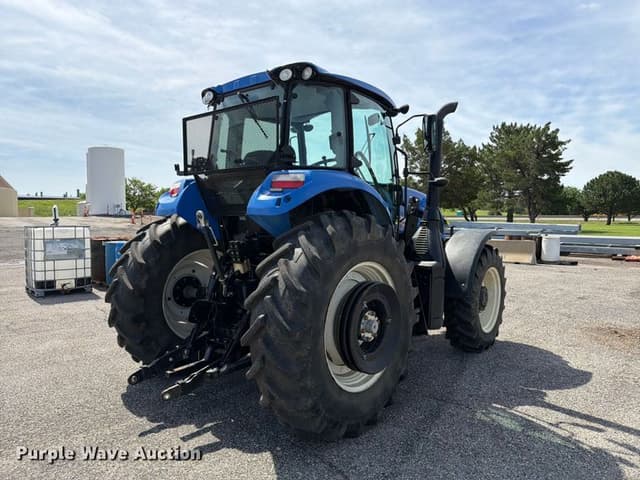 Image of New Holland TS6.110 equipment image 4