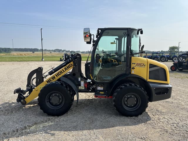 Image of New Holland W50C equipment image 2