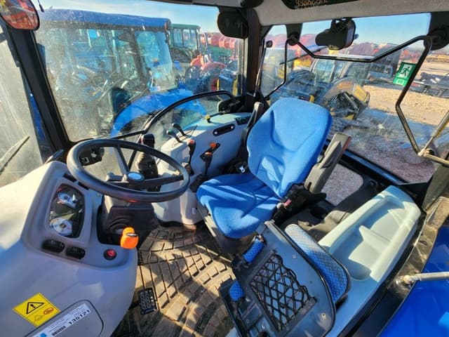 Image of New Holland Workmaster 120 equipment image 1
