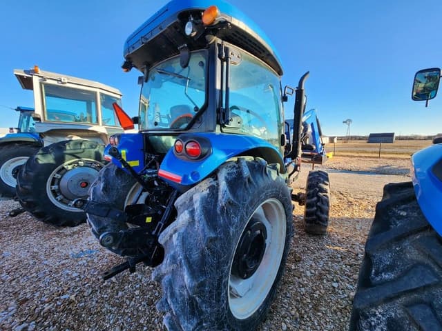 Image of New Holland Workmaster 120 equipment image 3