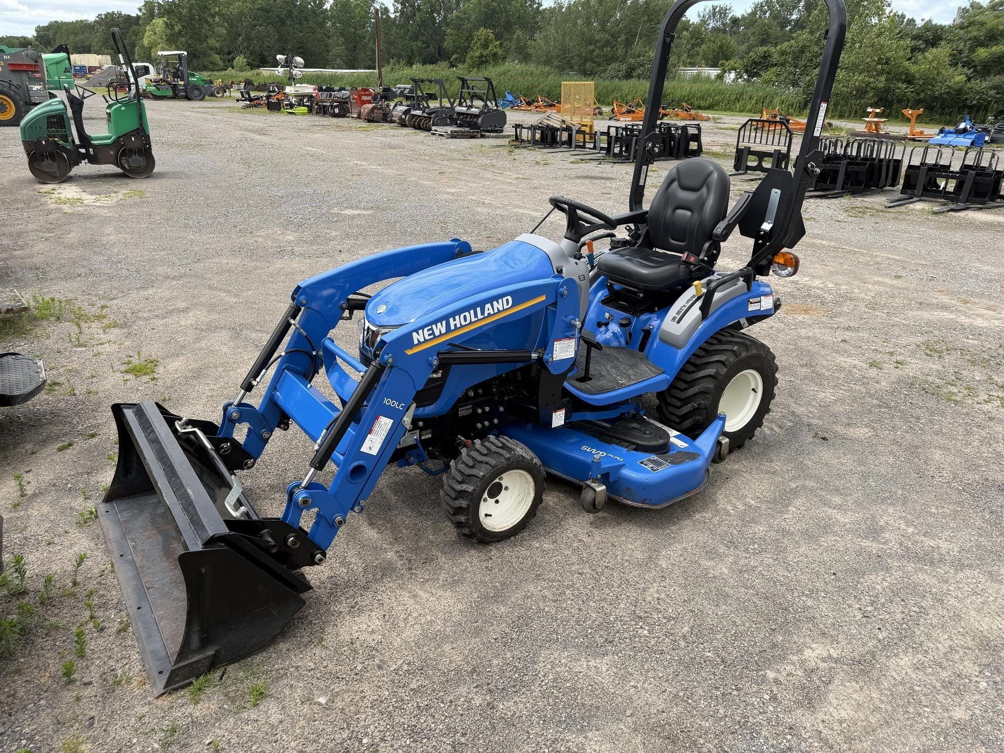 2020 New Holland Workmaster 25S Equipment Image0
